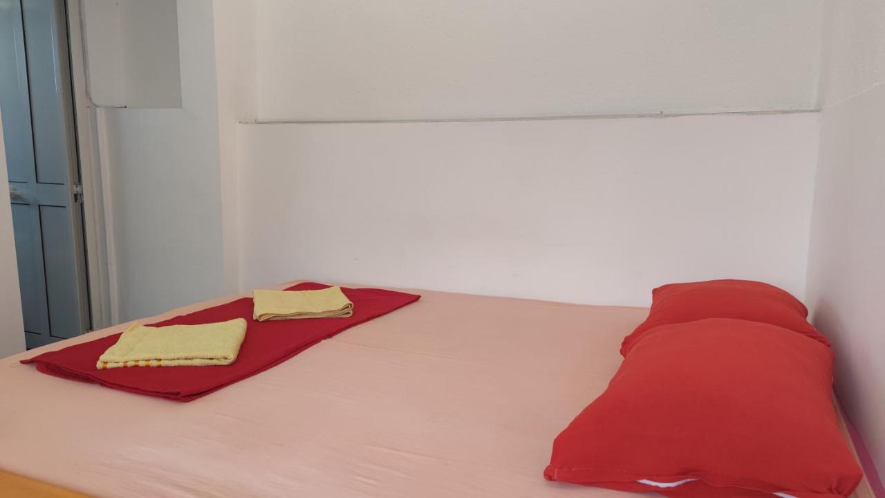 Guest'S House "Lindi&Roni" Appartement Ulcinj Buitenkant foto